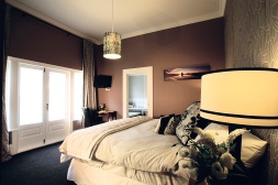 Pomeroy’s on Kilmore Boutique Accommodation guest room 1 of 4.